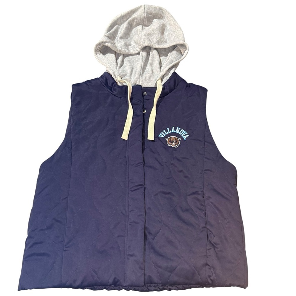 Gameday Couture Medium Navy Villanova Wildcats Quilted Grey Hooded Vest
